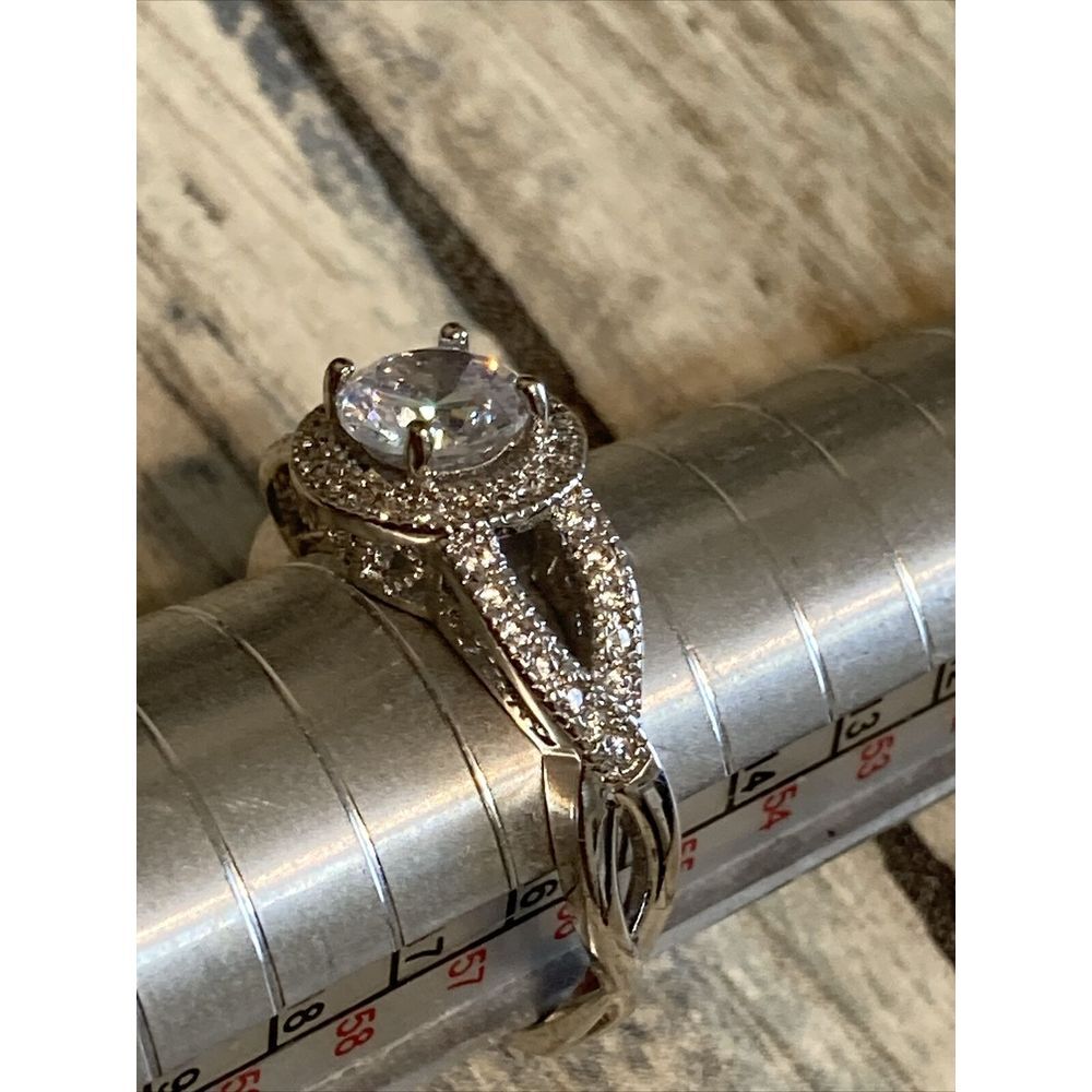 Costume Silver Plated Cubic Zirconia Ring size 7.75 NWOT Fashion
